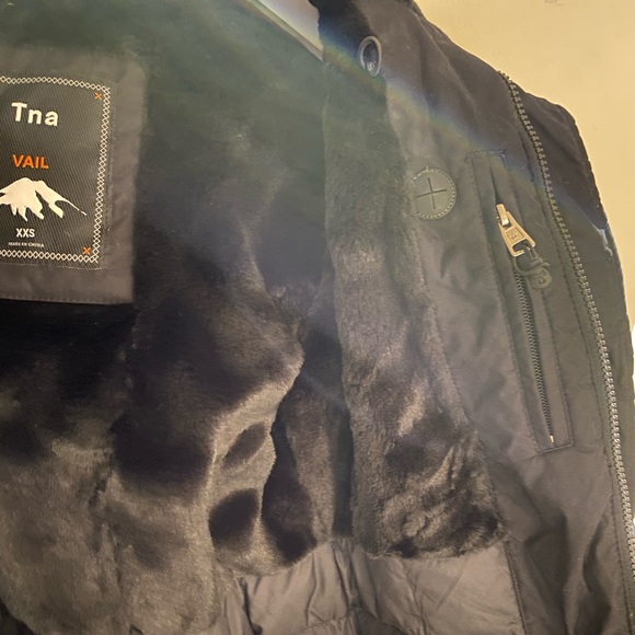 NEW TNA VAIL GOOSE DOWN PARKA XXS - Picture 6 of 9